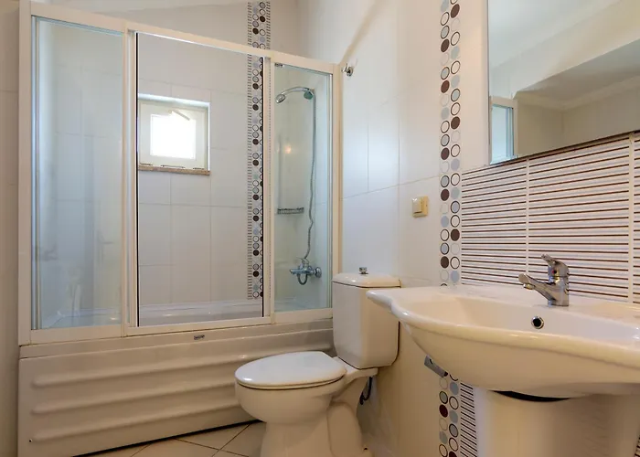 Üdülőközpont Apollonium Bozbuk *