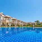 Resort Apollonium Bozbuk *
