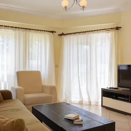 Resort Apollonium Bozbuk *