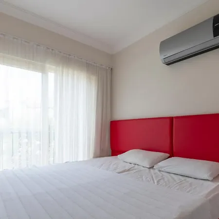 Resort Apollonium Bozbuk *