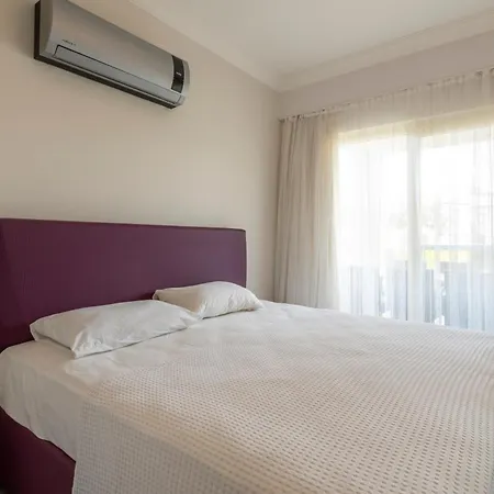 Resort Apollonium Bozbuk *