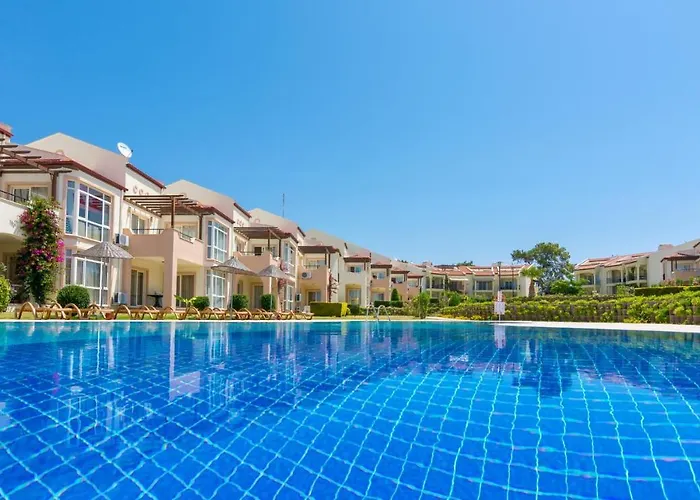 Resort Apollonium Bozbuk *