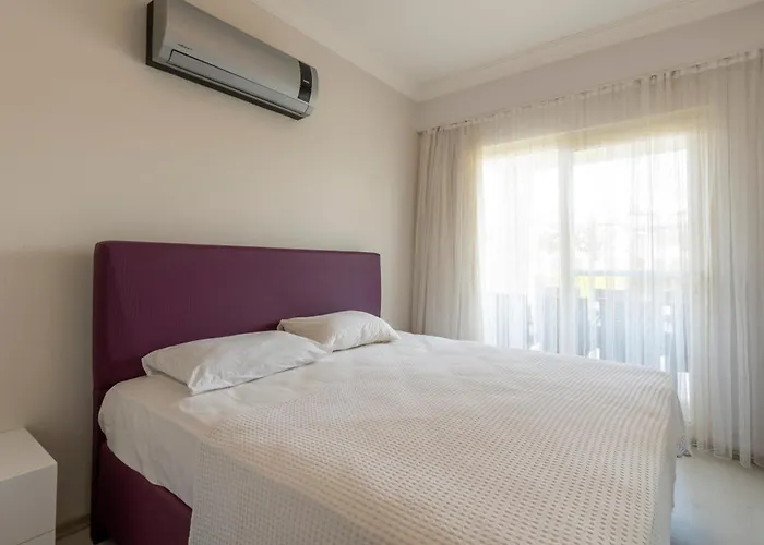 Resort Apollonium Bozbuk *